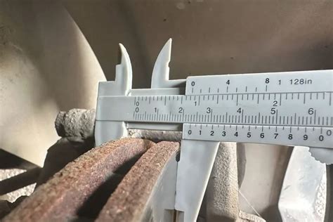 measuring rotor thickness|how to measure rotor size.